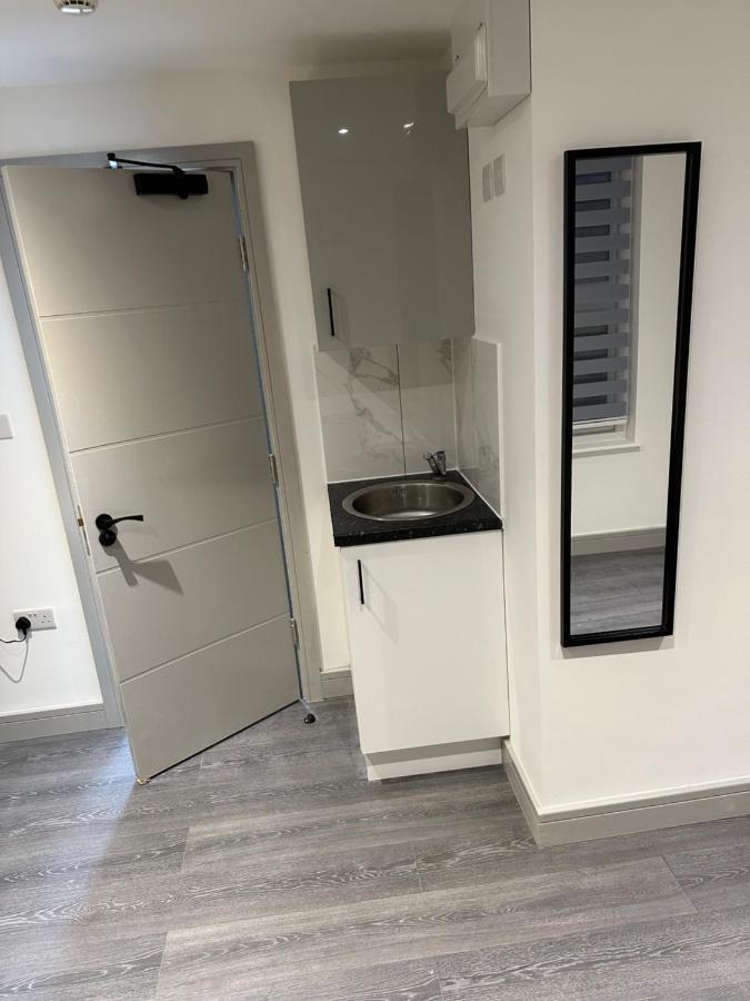 Comfy Guest House Лондон Экстерьер фото